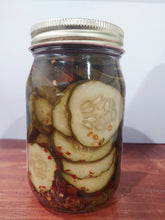 Load image into Gallery viewer, Hot &amp; Sweet Dill Pickles 16 oz