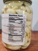 Load image into Gallery viewer, Spicy Pickled Garlic 16 oz